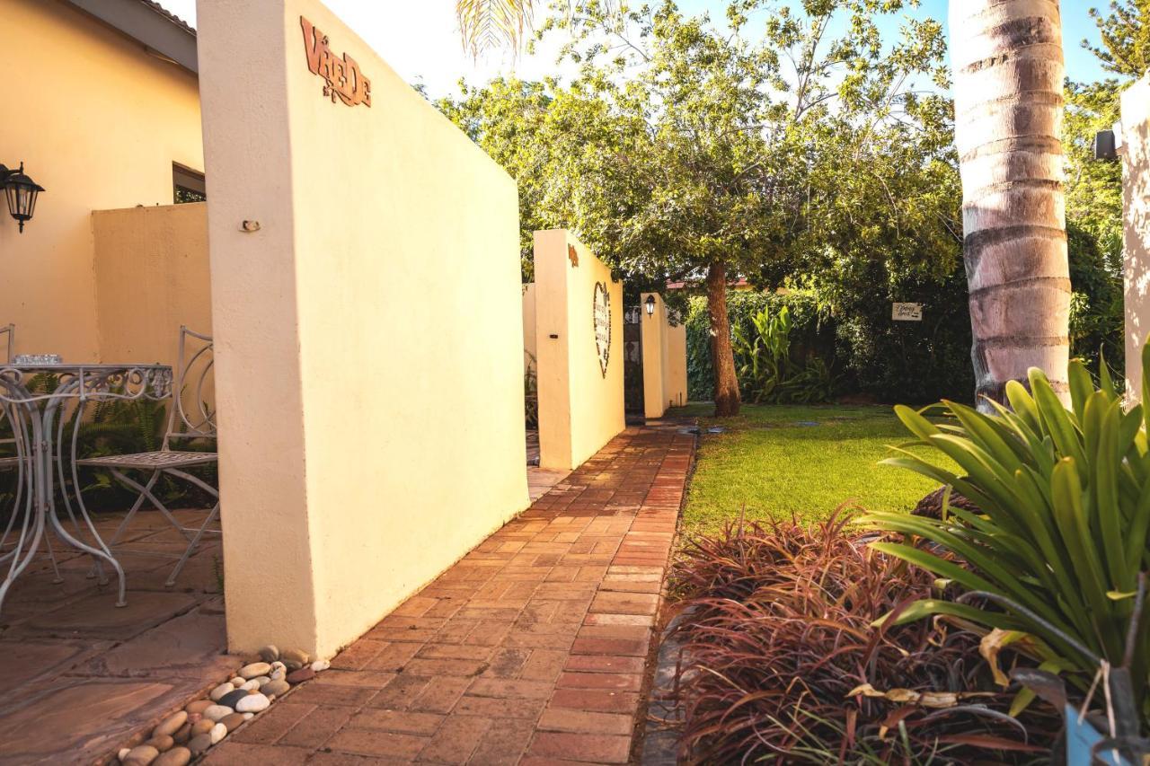 Be My Guest Bed & Breakfast Upington Exterior photo