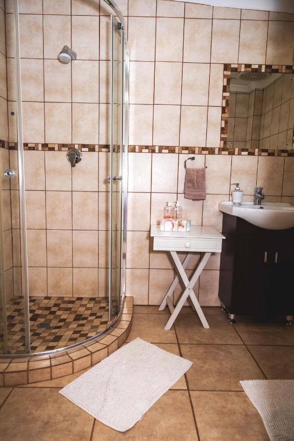 Be My Guest Bed & Breakfast Upington Exterior photo